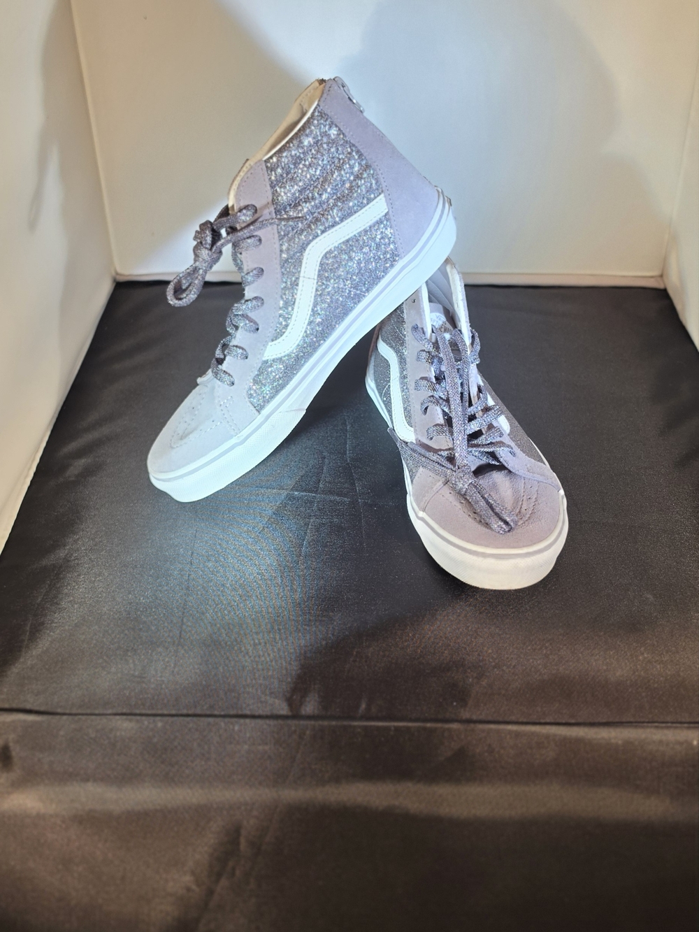 Vans Women’s High Top Glitter Sneakers - Silver/Gray